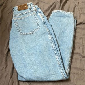 Vintage high waisted Gloria Vanderbilt jeans
